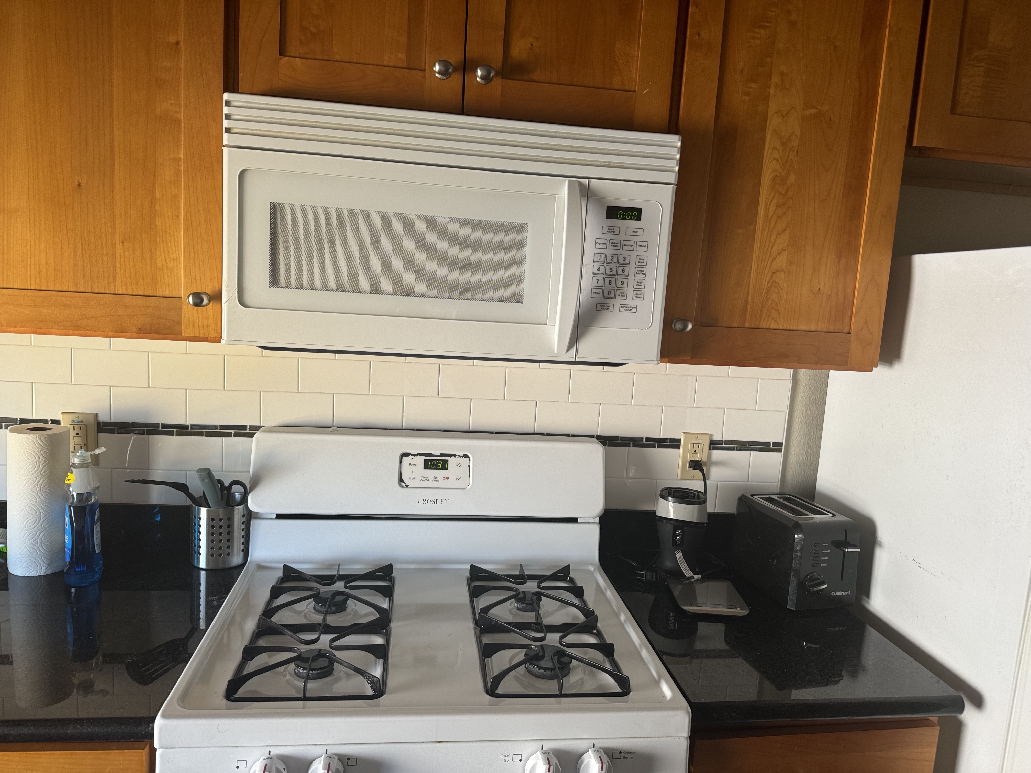 Kitchen right